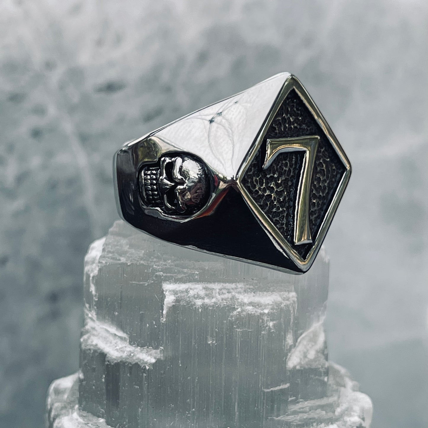 Lucky 7 Ring
