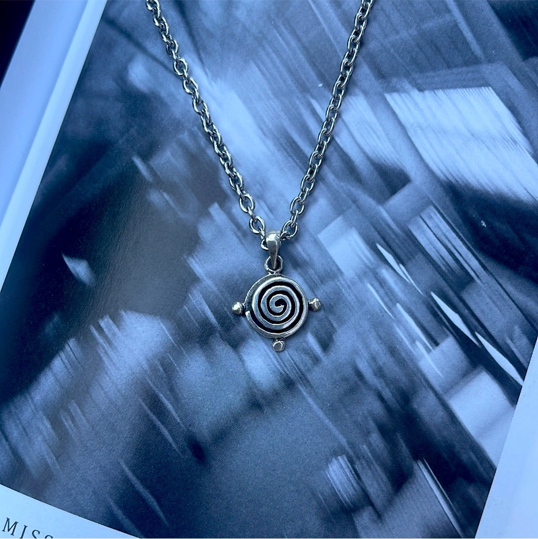Twisted Pendant